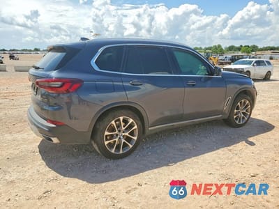 Trzecie zdjęcie samochodu z tyłu: 2021 BMW X5 XDRIVE40I VIN:5UXCR6C04M9E78636 - miniatura