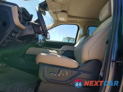 Zdjęcie 7 z 14 samochodu: 2024 FORD EXPEDITION VIN:1FMJK2A83REA97656 - miniatura