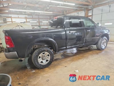 Trzecie zdjęcie samochodu z tyłu: 2017 RAM 2500 LARAMIE VIN:3C6UR5FL8HG620731 - miniatura