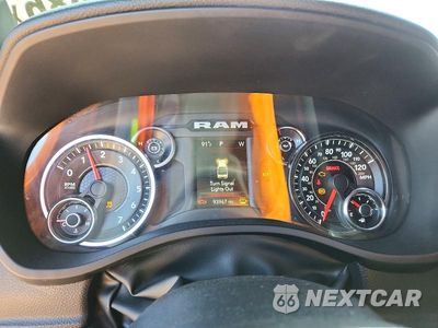 Zdjęcie 9 z 13 samochodu: 2023 RAM 1500 BIG HORN VIN:1C6SRFFT7PN580452 - miniatura