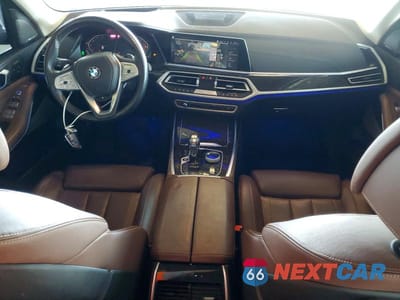 Zdjęcie 8 z 14 samochodu: 2021 BMW X7 XDRIVE40I VIN:5UXCW2C01M9E73475 - miniatura