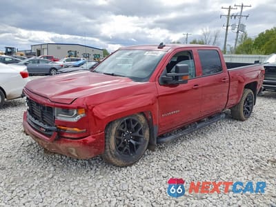 2018 CHEVROLET SILVERADO K1500 LT 3GCUKREC1JG425680 - główne zdjęcie licytacji z USA - miniatura