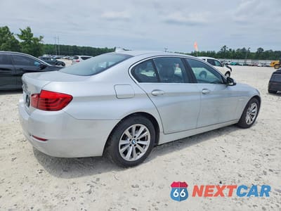 Trzecie zdjęcie samochodu z tyłu: 2016 BMW 528 XI VIN:WBA5A7C51GG150975 - miniatura