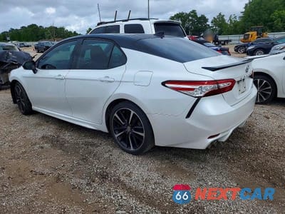 Drugie zdjęcie samochodu z przodu: 2020 TOYOTA CAMRY XSE VIN:4T1K61AK0LU331568 - miniatura
