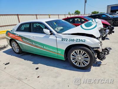Czwarte zdjęcie samochodu z boku: 2014 CHRYSLER 300 VIN:2C3CCARG8EH321351 - miniatura