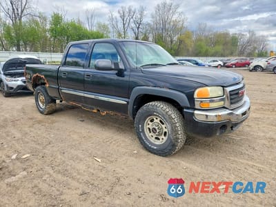 Czwarte zdjęcie samochodu z boku: 2003 GMC SIERRA K1500 HEAVY DUTY VIN:1GTGK13U03F202724 - miniatura