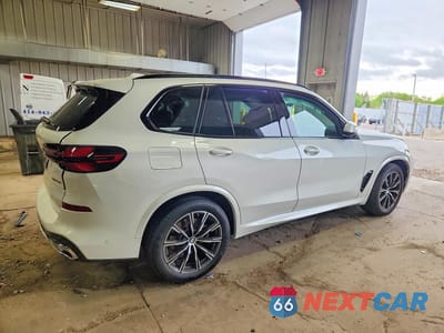 Trzecie zdjęcie samochodu z tyłu: 2026 BMW X5 XDRIVE40I VIN:5UX23EU0XT9225855 - miniatura