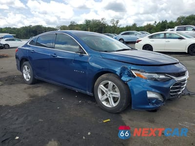 Czwarte zdjęcie samochodu z boku: 2019 CHEVROLET MALIBU LS VIN:1G1ZB5ST6KF198372 - miniatura