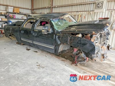 Czwarte zdjęcie samochodu z boku: 2006 CHEVROLET SILVERADO C1500 VIN:2GCEC13V061225493 - miniatura