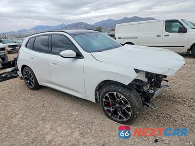 Czwarte zdjęcie samochodu z boku: 2025 BMW X3 30 XDRIVE VIN:5UX53GP01S9Y32553 - miniatura