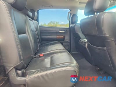 Zdjęcie 10 z 12 samochodu: 2013 TOYOTA TUNDRA PLATINUM VIN:5TFHW5F13DX315189 - miniatura