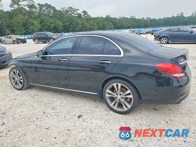 Drugie zdjęcie samochodu z przodu: 2016 MERCEDES-BENZ C 300 VIN:55SWF4JB3GU174557 - miniatura