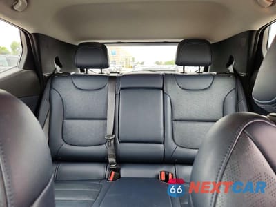 Zdjęcie 10 z 14 samochodu: 2023 CHEVROLET BOLT EUV LT VIN:1G1FY6S09P4110852 - miniatura