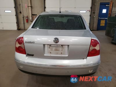 Zdjęcie 6 z 12 samochodu: 2003 VOLKSWAGEN PASSAT GLS VIN:WVWPD63B43P387974 - miniatura
