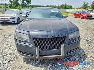 Piąte zdjęcie samochodu w środku: 2011 CHRYSLER 300 LIMITED VIN:2C3CA5CG0BH538457 - miniatura