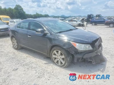 Czwarte zdjęcie samochodu z boku: 2012 BUICK LACROSSE VIN:1G4GC5E36CF320555 - miniatura