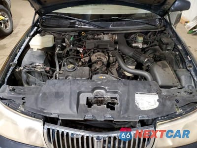 Zdjęcie 11 z 12 samochodu: 2000 LINCOLN TOWN CAR EXECUTIVE VIN:1LNHM81W2YY894293 - miniatura