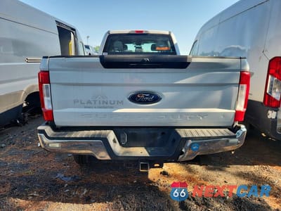 Zdjęcie 6 z 13 samochodu: 2018 FORD F-250 VIN:1FT7W2B66JEB02952 - miniatura