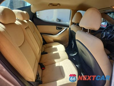 Zdjęcie 10 z 12 samochodu: 2013 HYUNDAI ELANTRA GLS VIN:5NPDH4AE1DH249749 - miniatura