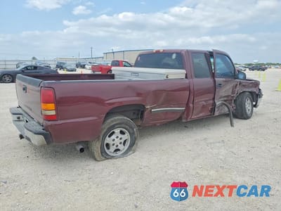 Trzecie zdjęcie samochodu z tyłu: 2001 CHEVROLET SILVERADO C1500 VIN:1GCEC19T11E262355 - miniatura