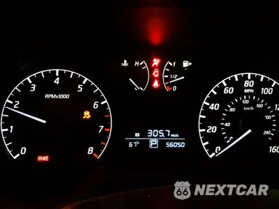 Zdjęcie 9 z 13 samochodu: 2017 NISSAN SENTRA S VIN:3N1AB7AP2HY367165 - miniatura