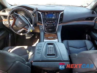 Zdjęcie 8 z 13 samochodu: 2015 CADILLAC ESCALADE ESV PREMIUM VIN:1GYS4TKJ7FR672964 - miniatura