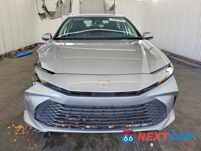Piąte zdjęcie samochodu w środku: 2025 TOYOTA CAMRY LE VIN:4T1DAACK9SU530072 - miniatura
