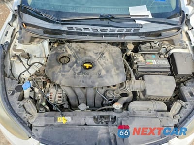 Zdjęcie 11 z 12 samochodu: 2013 HYUNDAI ELANTRA GLS VIN:5NPDH4AE0DH295783 - miniatura