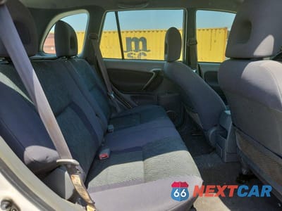 Zdjęcie 11 z 13 samochodu: 2001 TOYOTA RAV4 BASE VIN:JTEGH20V110040292 - miniatura