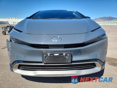 Piąte zdjęcie samochodu w środku: 2024 TOYOTA PRIUS PRIME XSE VIN:JTDACACU6R3012102 - miniatura