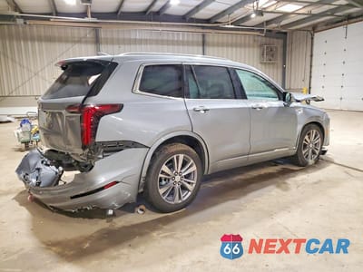 Trzecie zdjęcie samochodu z tyłu: 2024 CADILLAC XT6 PREMIUM LUXURY VIN:1GYKPDRS3RZ757400 - miniatura