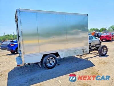 Trzecie zdjęcie samochodu z tyłu: 2023 CHEVROLET EXPRESS G3500 DELIVERY VAN VIN:1GB0GSF76P1168777 - miniatura