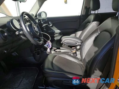 Zdjęcie 7 z 12 samochodu: 2017 MINI COOPER VIN:WMWXP5C30H2F61523 - miniatura
