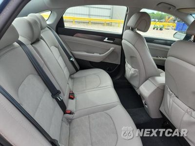 Zdjęcie 10 z 12 samochodu: 2015 HYUNDAI SONATA SPORT VIN:5NPE34AF7FH084241 - miniatura