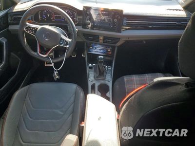 Zdjęcie 8 z 12 samochodu: 2025 VOLKSWAGEN JETTA GLI AUTOBAHN VIN:3VW1T7BU0SM064220 - miniatura