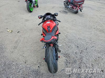 Zdjęcie 6 z 9 samochodu: 2023 BMW S 1000 RR VIN:WB10E6302P6H80350 - miniatura