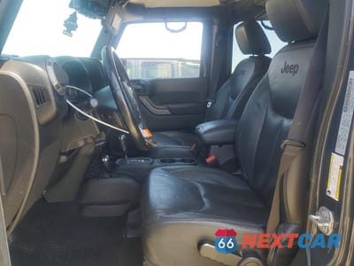 Zdjęcie 7 z 14 samochodu: 2017 JEEP WRANGLER UNLIMITED SPORT VIN:1C4BJWDG2HL611965 - miniatura