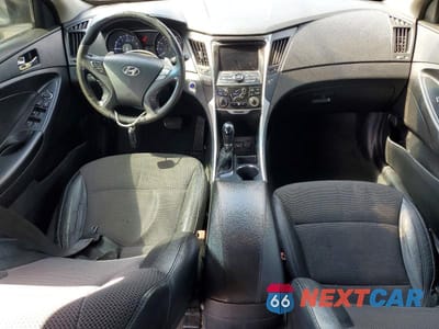 Zdjęcie 8 z 12 samochodu: 2013 HYUNDAI SONATA SE 2.0T VIN:5NPEC4AB4DH612411 - miniatura