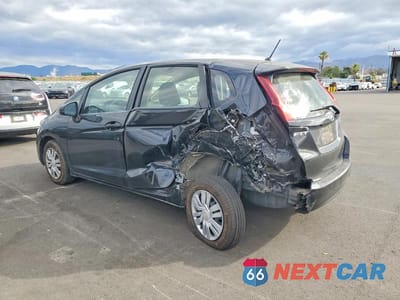 Drugie zdjęcie samochodu z przodu: 2017 HONDA FIT LX VIN:JHMGK5H55HS003626 - miniatura