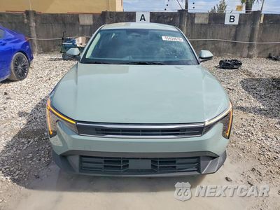 Piąte zdjęcie samochodu w środku: 2025 KIA K4 LXS VIN:3KPFT4DE0SE041060 - miniatura