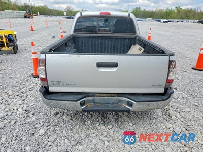 Zdjęcie 6 z 12 samochodu: 2010 TOYOTA TACOMA ACCESS CAB VIN:5TETX4CNXAZ715098 - miniatura