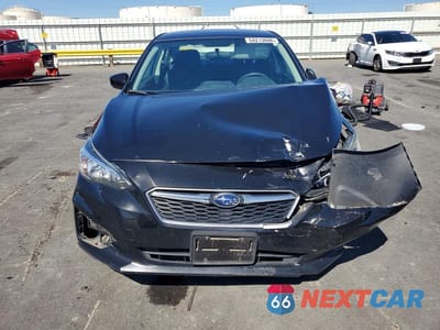 Piąte zdjęcie samochodu w środku: 2018 SUBARU IMPREZA PREMIUM VIN:4S3GKAB68J3600880 - miniatura