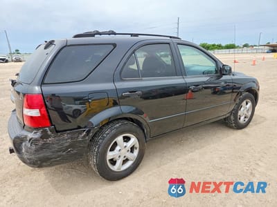 Trzecie zdjęcie samochodu z tyłu: 2007 KIA SORENTO BASE VIN:KNDJD736375670835 - miniatura