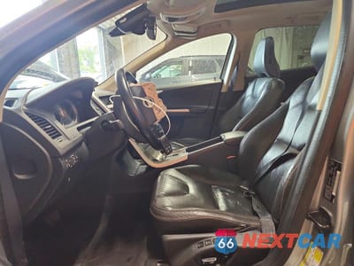 Zdjęcie 7 z 14 samochodu: 2011 VOLVO XC60 T6 VIN:YV4902DZ8B2135565 - miniatura