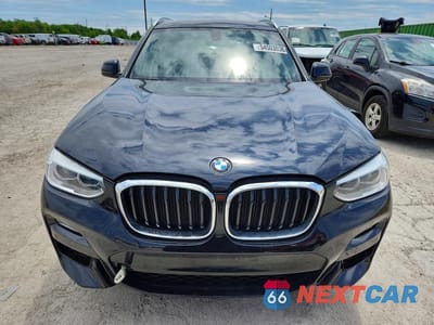 Piąte zdjęcie samochodu w środku: 2018 BMW X3 XDRIVE30I VIN:5UXTR9C58JLD74226 - miniatura
