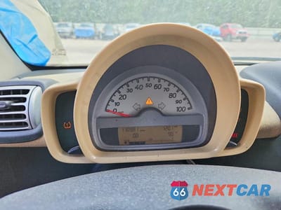 Zdjęcie 9 z 12 samochodu: 2009 SMART FORTWO PURE VIN:WMEEJ31X69K272703 - miniatura
