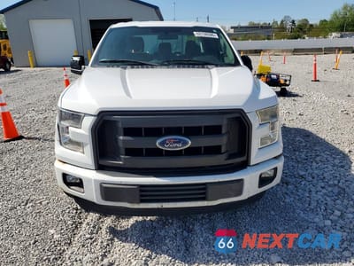 Piąte zdjęcie samochodu w środku: 2016 FORD F150 SUPER CAB VIN:1FTEX1CF5GKE78534 - miniatura