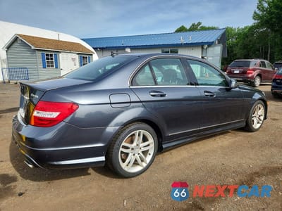Trzecie zdjęcie samochodu z tyłu: 2014 MERCEDES-BENZ C 300 4MATIC VIN:WDDGF8AB3EG183071 - miniatura