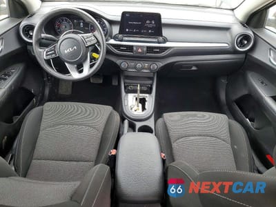 Zdjęcie 8 z 13 samochodu: 2023 KIA FORTE LX VIN:3KPF24AD6PE621855 - miniatura