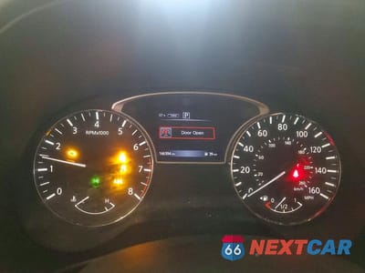 Zdjęcie 9 z 13 samochodu: 2017 NISSAN PATHFINDER SV VIN:5N1DR2MMXHC608646 - miniatura